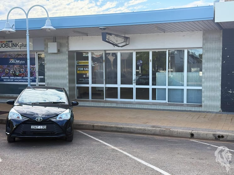 Click to view all images 83 Rose Street Wee Waa NSW 2388 - Image 1