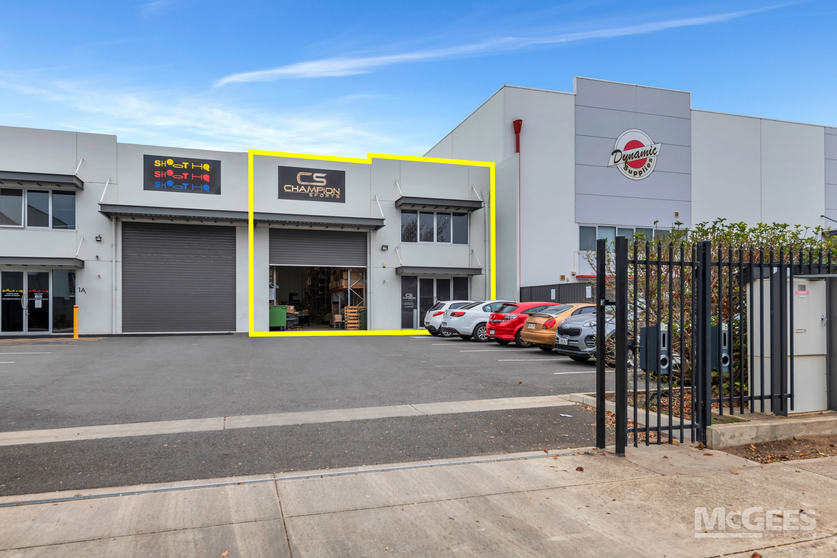 Click to view all images 1B Myer Court Beverley SA 5009 - Image 2
