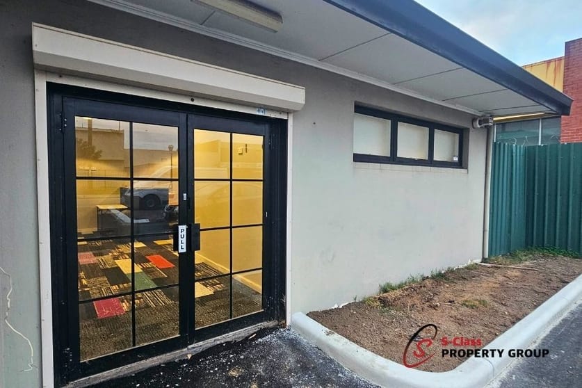 1/196 Campbell Street Belmont WA 6104 - Image 2