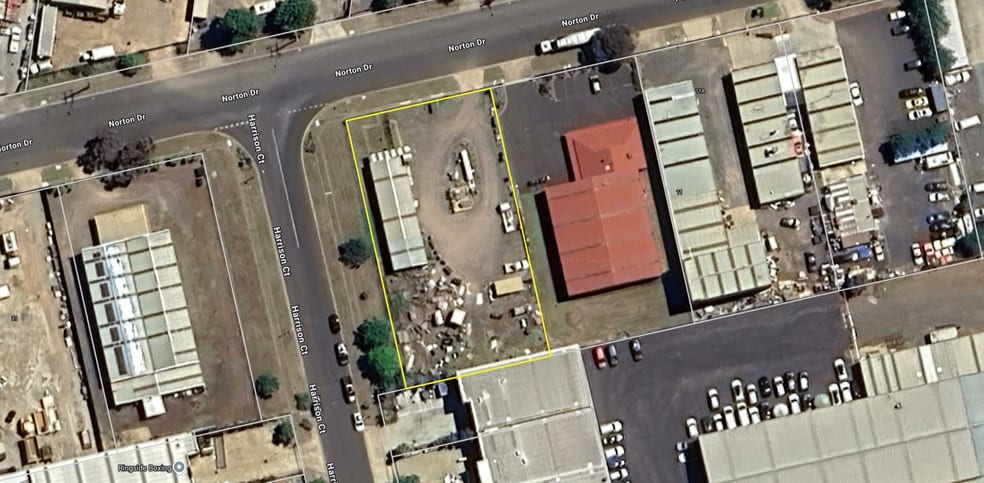 Click to view all images 15 Norton Drive Melton VIC 3337 - Image 2