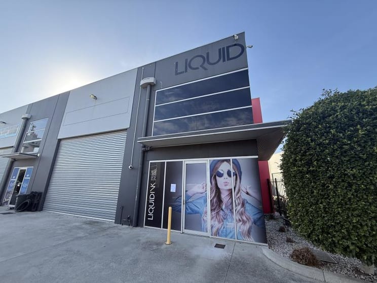 Click to view all images 1 - 82 Wirraway Dr Port Melbourne VIC 3207 - Image 1