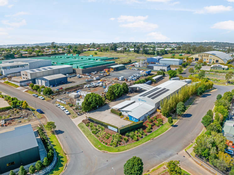 Click to view all images 18 - 26 Walters Drive Harristown QLD 4350 - Image 2