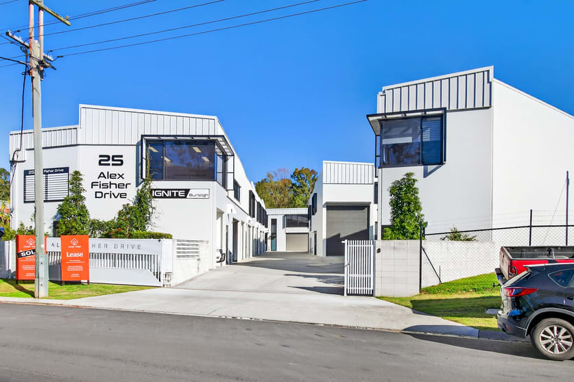 Click to view all images 5/25 Alex Fisher Drive Burleigh Heads QLD 4220 - Image 1