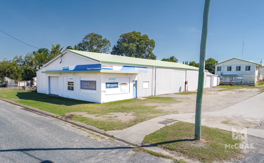 Click to view all images 32 Gordon Street Bowen QLD 4805 - Image 2