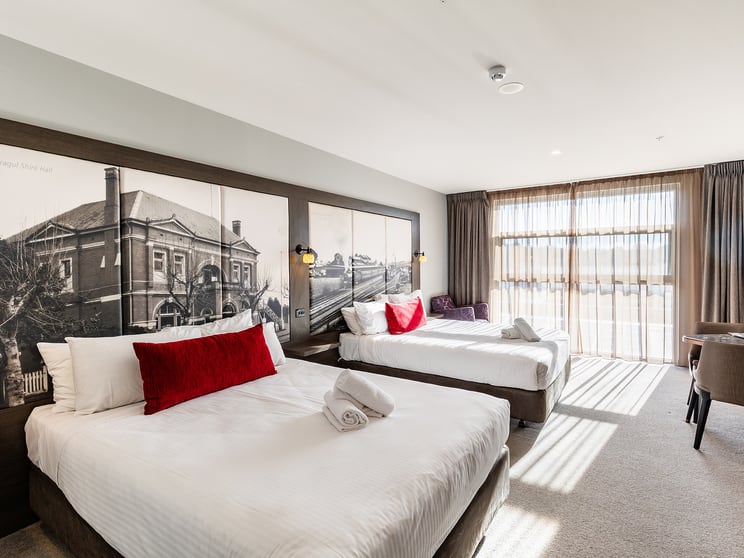 Click to view all images Mercure Hotel, 23 Mason Street Warragul VIC 3820 - Image 3