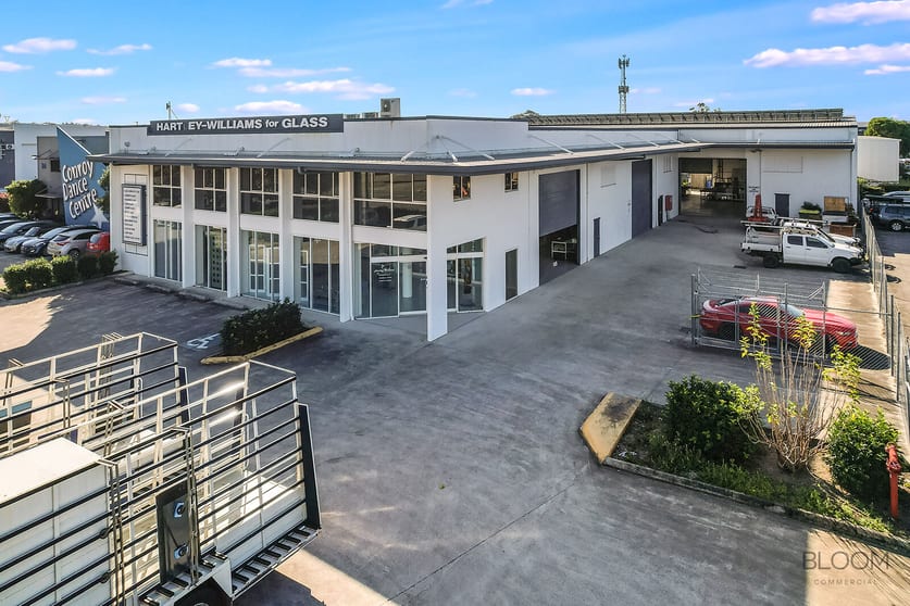 Click to view all images 32 Kremzow Road Brendale QLD 4500 - Image 2