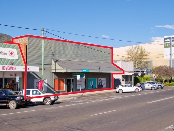 Click to view all images 500 Peel Street Tamworth NSW 2340 - Image 2