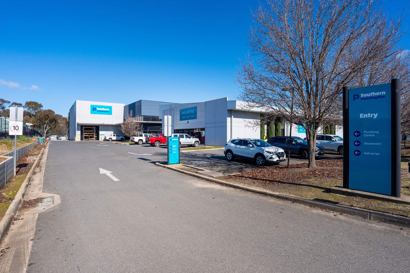 51 Bennu Circuit Albury NSW 2640 - Image 1
