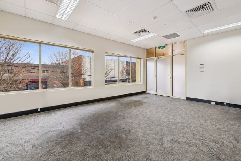 Click to view all images 28 Eyre Street Kingston ACT 2604 - Image 2