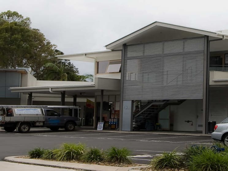Click to view all images 14/2 Quamby Place Noosa Heads QLD 4567 - Image 1
