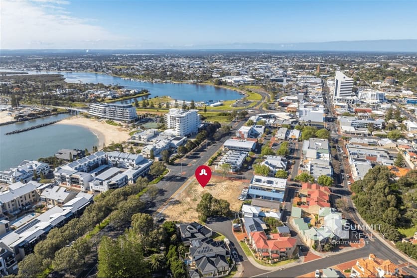 Click to view all images 36 Casuarina Drive Bunbury WA 6230 - Image 3