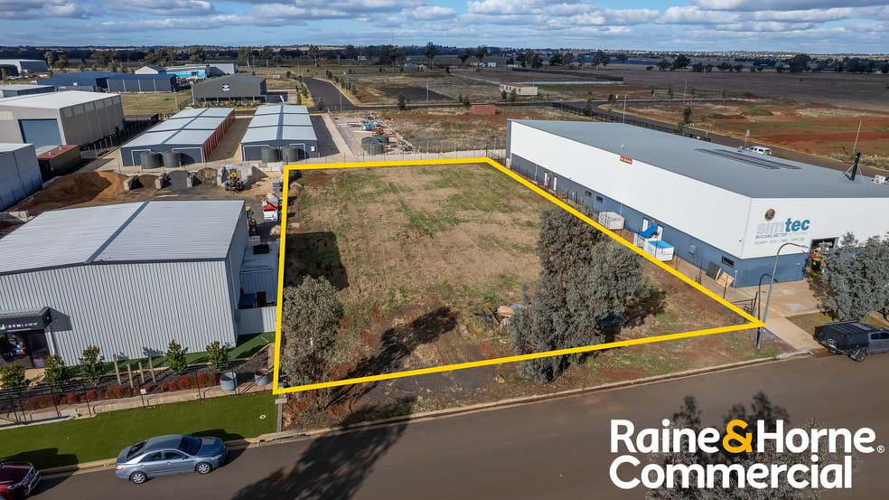 Click to view all images 12 Asset Way Dubbo NSW 2830 - Image 3