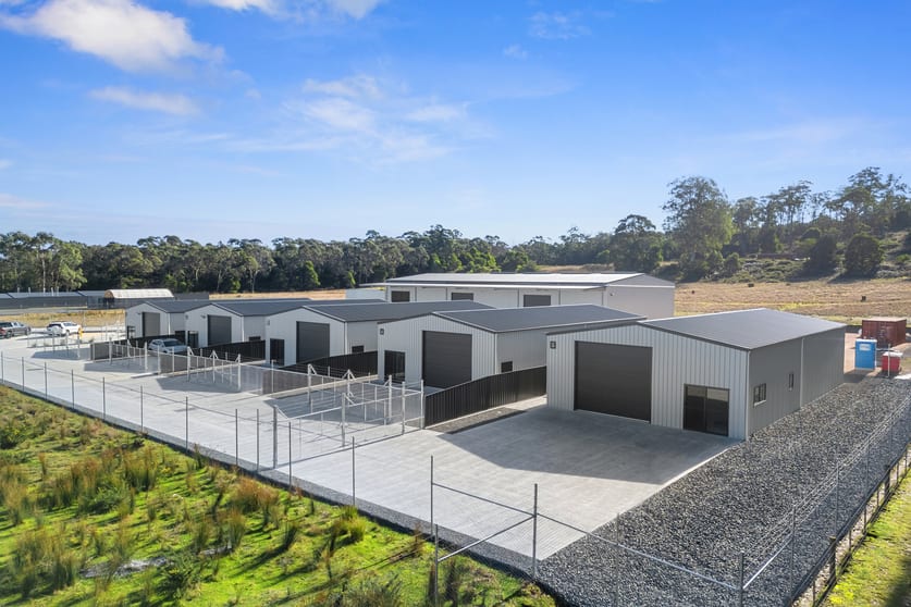 Unit 5/11 Anatola Court Latrobe TAS 7307 - Image 2
