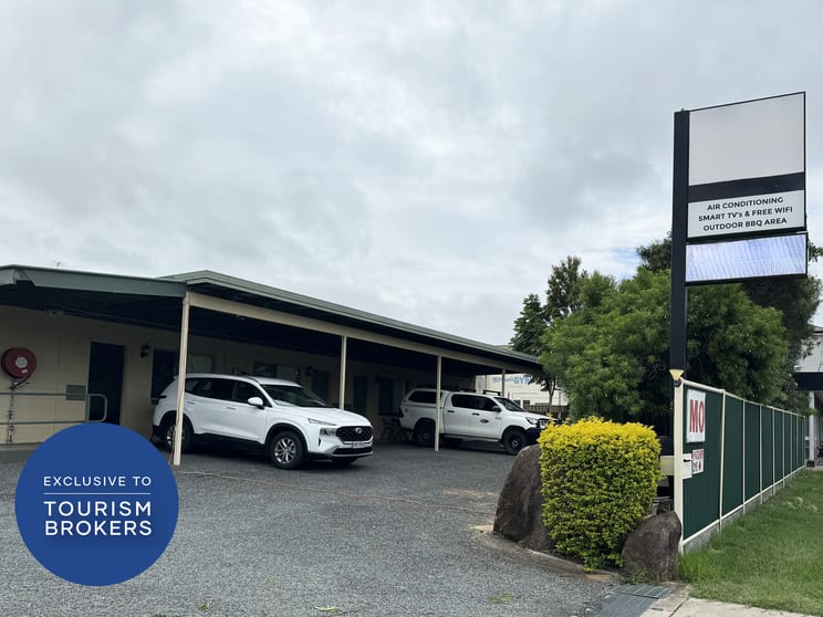 Click to view all images Nanango QLD 4615 - Image 2