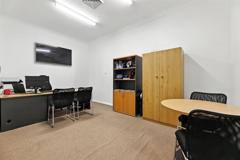 17/296-298 Windsor Street Richmond NSW 2753 - Image 2