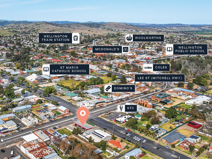 Click to view all images 79 Lee Street Wellington NSW 2820 - Image 2