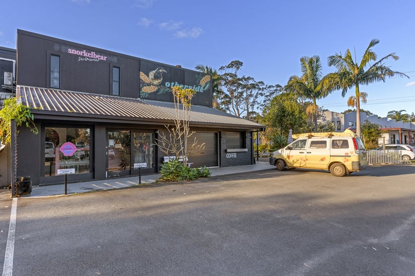 Click to view all images 2/1 Banksia Drive Byron Bay NSW 2481 - Image 2