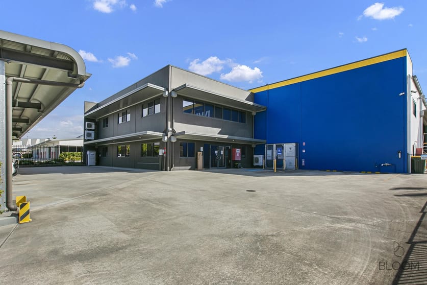 Click to view all images 35 Griffin Crescent Brendale QLD 4500 - Image 3