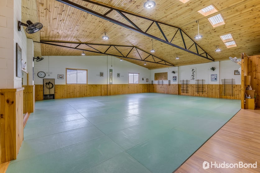 Click to view all images 43 Crissane Road Heidelberg West VIC 3081 - Image 3
