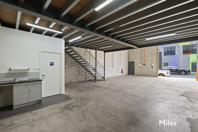 9 Vear Street Heidelberg West VIC 3081 - Image 2