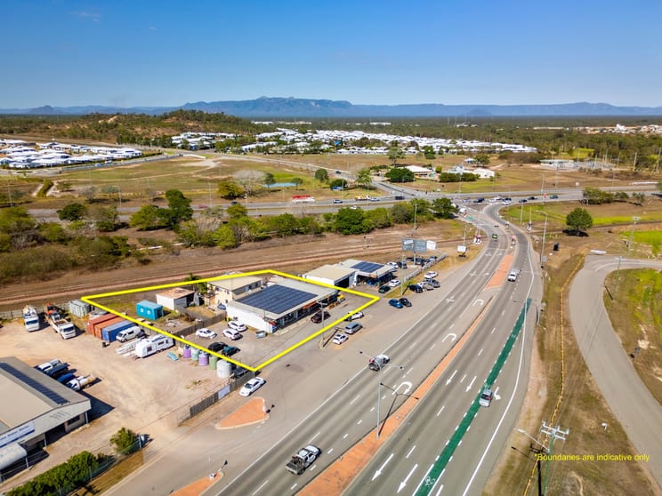 Click to view all images 936-938 Ingham Road Bohle QLD 4818 - Image 2