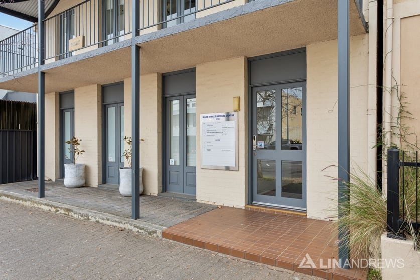 Click to view all images 4/110 Ward Street North Adelaide SA 5006 - Image 2