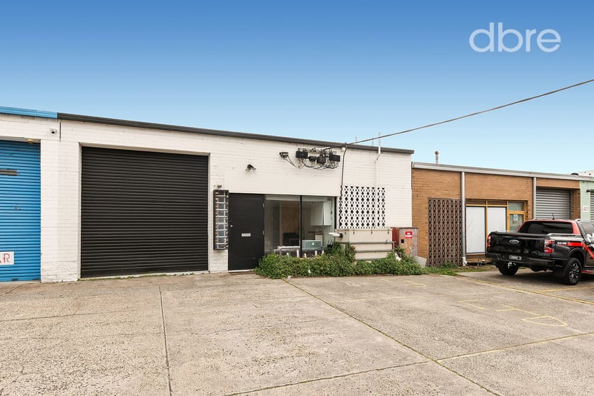 Click to view all images 2/1-3 Bignell Road Moorabbin VIC 3189 - Image 1