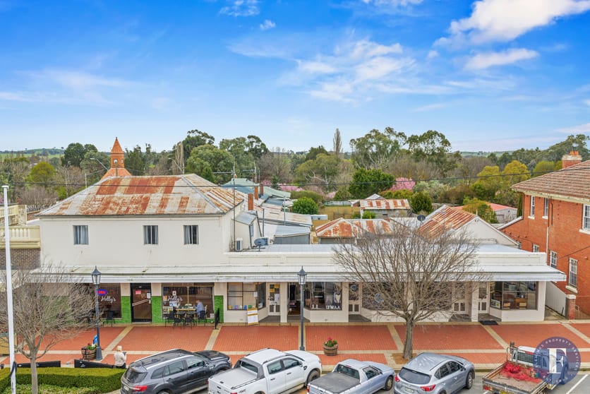 Click to view all images 97-107 Pudman Street Boorowa NSW 2586 - Image 2