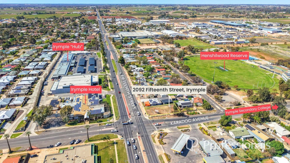 Click to view all images 2092 Fifteenth Street Irymple VIC 3498 - Image 2