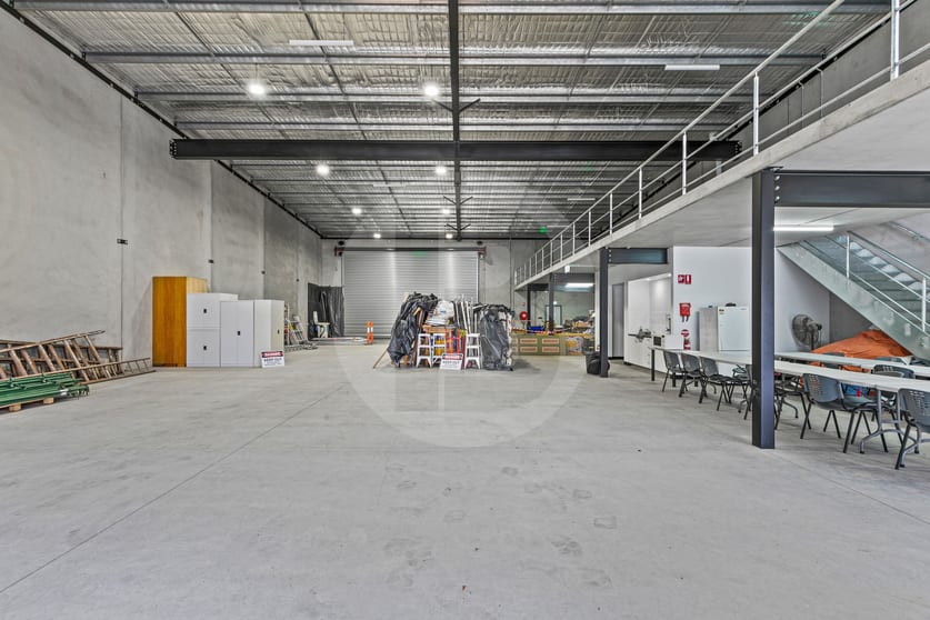 Click to view all images 2/1 HOLBECHE ROAD Arndell Park NSW 2148 - Image 3
