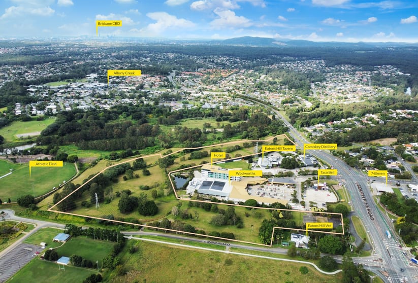 Click to view all images 638 South Pine Road Brendale QLD 4500 - Image 1