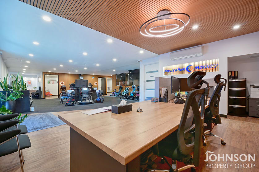 Click to view all images 1 & 2/40 Resource Way Malaga WA 6090 - Image 2