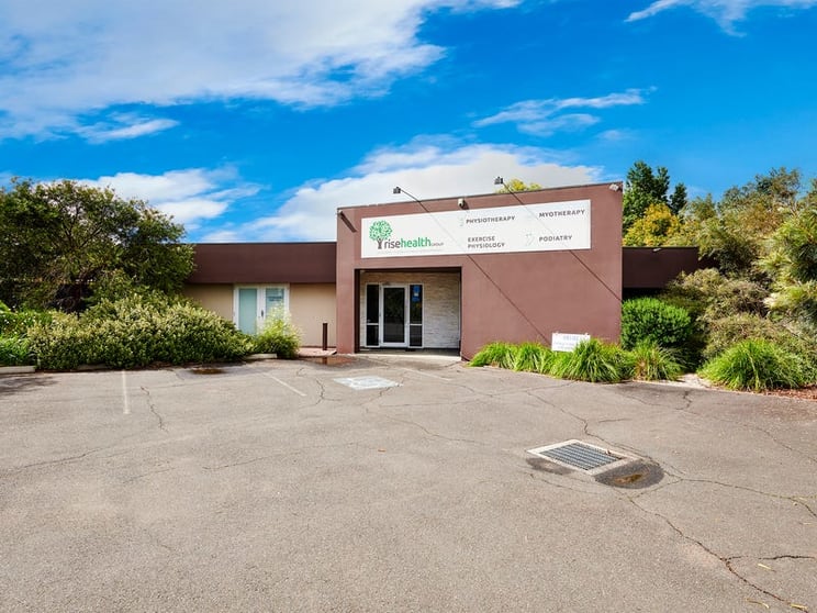 Click to view all images 96 Kelletts Road & 9 Pioneer Court Rowville VIC 3178 - Image 3