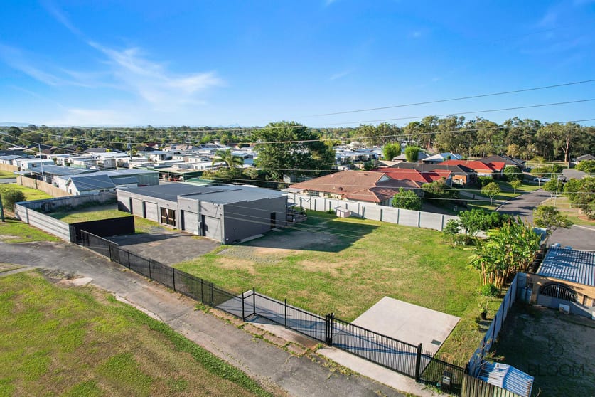 Click to view all images 324-328 Deception Bay Road Deception Bay QLD 4508 - Image 2