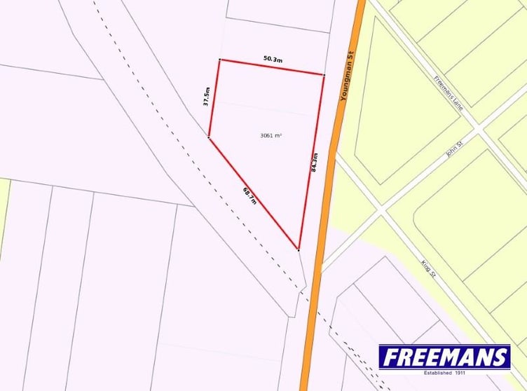 Click to view all images 129-131 Youngman Street Kingaroy QLD 4610 - Image 2