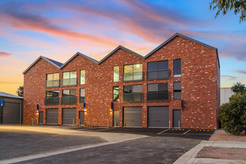 Click to view all images 4D/20 Elizabeth Street Delacombe VIC 3356 - Image 2