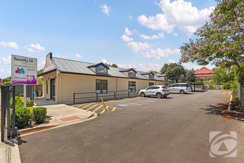 Click to view all images 163 Murray Street Gawler SA 5118 - Image 2