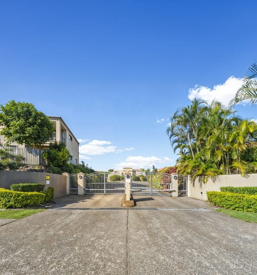 Click to view all images Pacific Pines QLD 4211 - Image 3