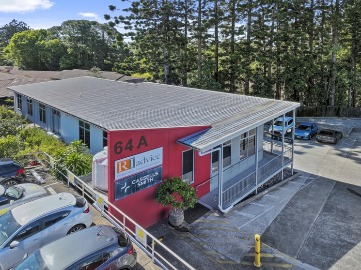 Click to view all images 64 Burnett Street Buderim QLD 4556 - Image 3