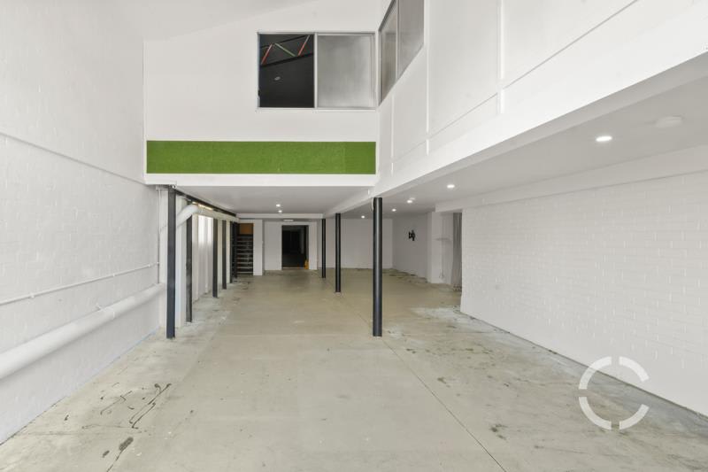 Click to view all images 16 Proe Street Newstead QLD 4006 - Image 2
