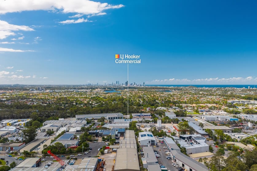7 Davo Court Burleigh Heads QLD 4220 - Image 2