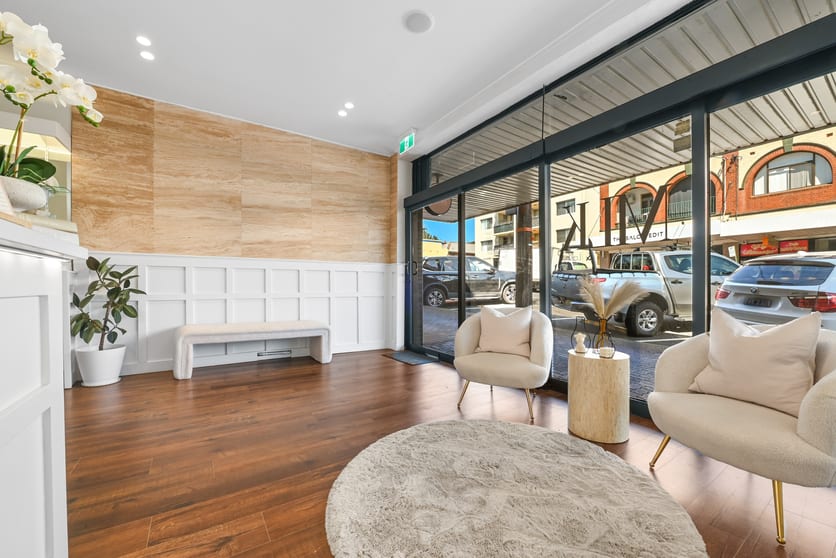Click to view all images 36 Pitt Mortdale NSW 2223 - Image 2