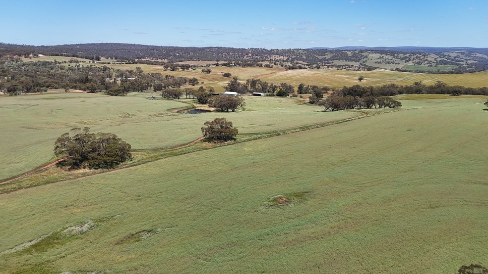 Click to view all images 180 Nottingham Road Toodyay WA 6566 - Image 3