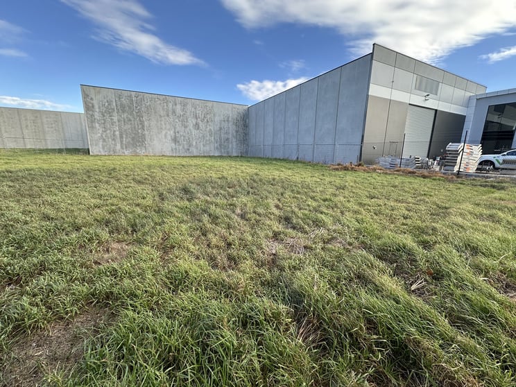 Click to view all images 7 Laidlaw Lane Cranbourne West VIC 3977 - Image 3