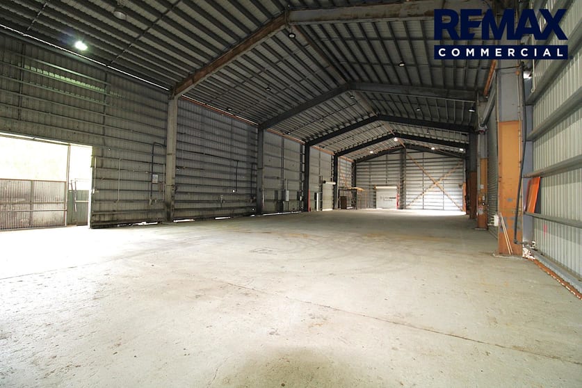 Click to view all images 26 Ron Searle Drive Mackay Harbour QLD 4740 - Image 3