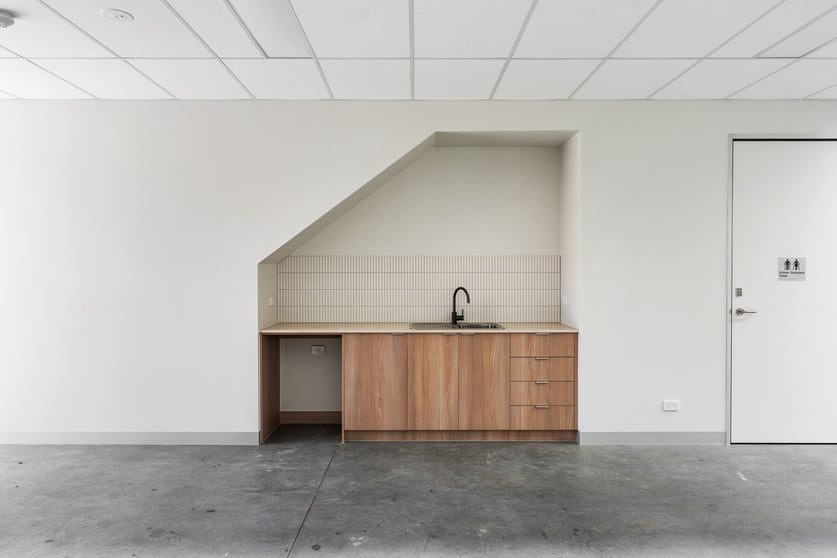Click to view all images 10/492 Fullarton Road Airport West VIC 3042 - Image 3