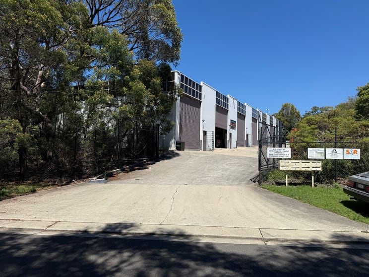 Click to view all images 3/118-120 Somers Street Lawson NSW 2783 - Image 2