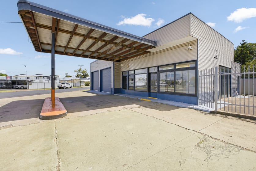 Click to view all images 92 Walker Street Maryborough QLD 4650 - Image 3