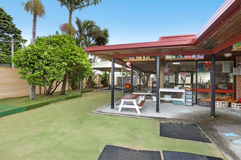 Click to view all images 8 Harvey Street Warilla NSW 2528 - Image 2