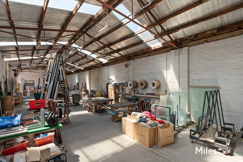 Click to view all images 28 Korong Road Heidelberg West VIC 3081 - Image 3